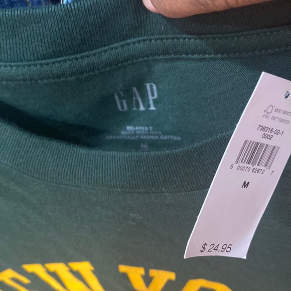 Green GAP T Shirt BRAND NEW - Picture 3 of 3